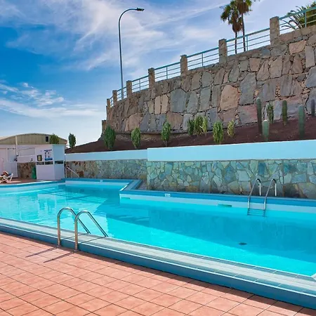 Malibu 2 Apartamento Con Aire Acondicionado, Campo De Tennis Y Piscina Con Solarium Puerto Rico  Exterior photo